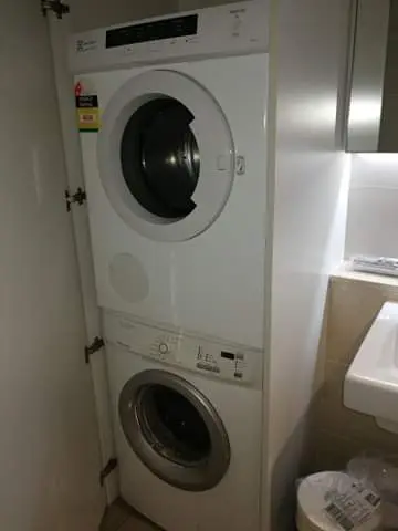 199 William St, Laundry