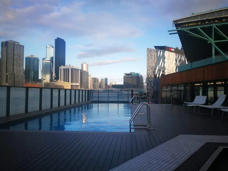 673 La Trobe St, Facilities