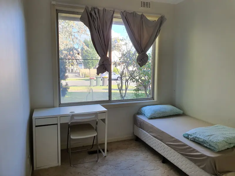 Burton Ave, Bedroom
