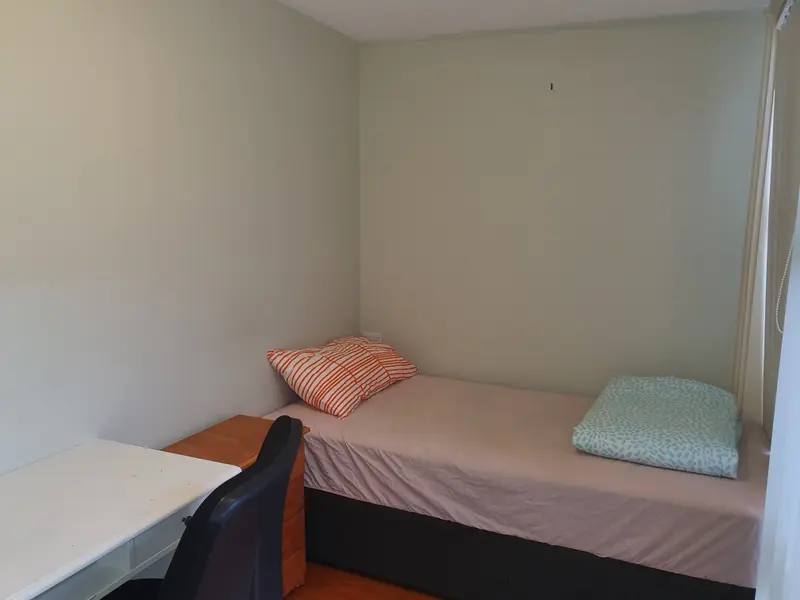 Kanooka Grove, Bedroom