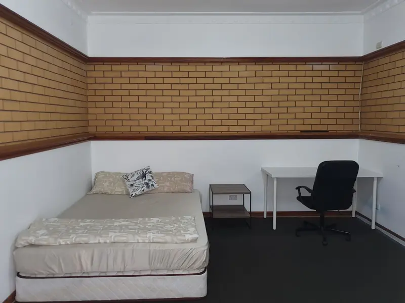 Royal Ave, Bedroom
