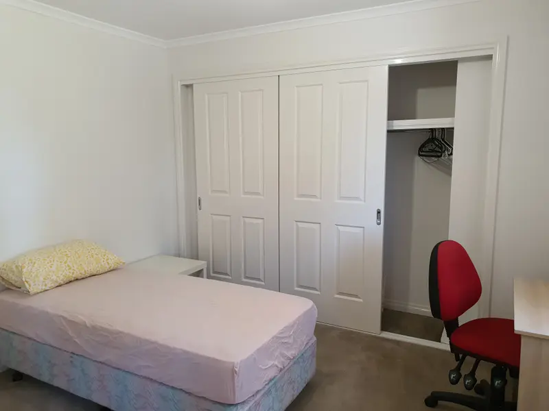 Stockdale Ave, Bedroom